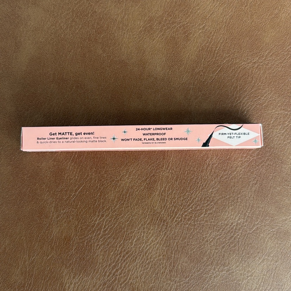 Benefit Eye-Liner liquide mat - black - Picture 6 of 6